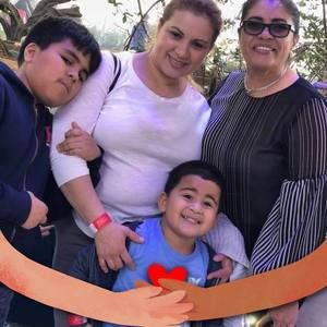 Meet your Posher, Ubenia